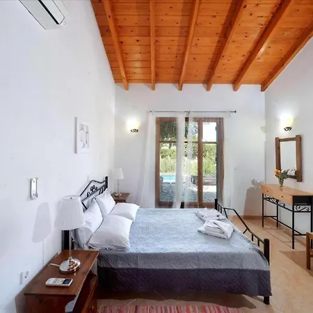 Villa Levrecchio Longos (Paxos)