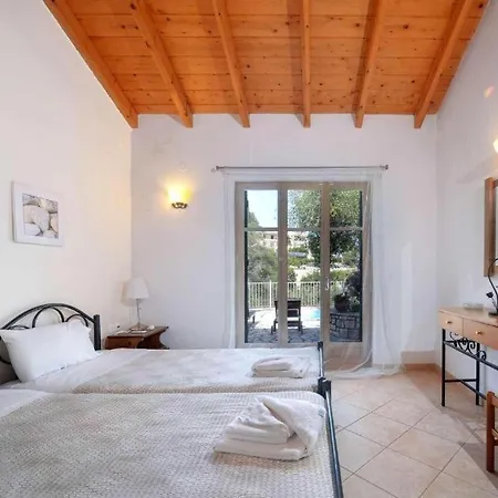 Levrecchio * Longos (Paxos)